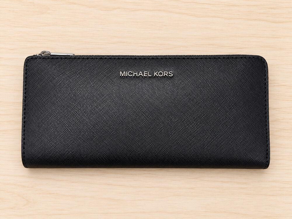NWT Michael Kors Jet Set Travel Large Three-Quarter Zip Wallet